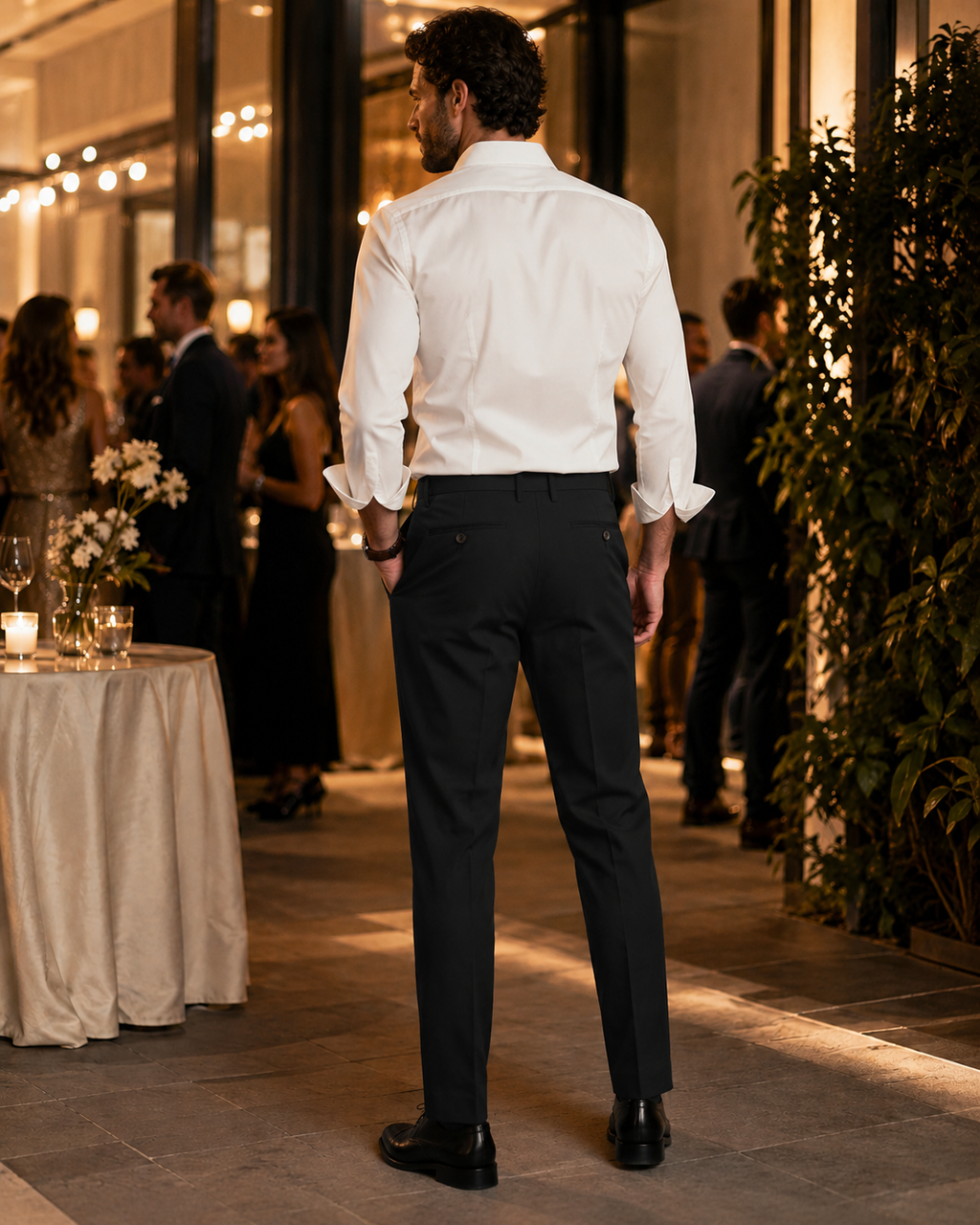 Pantaloni chino cu pense Amazon Essentials bărbați – Classic Fit