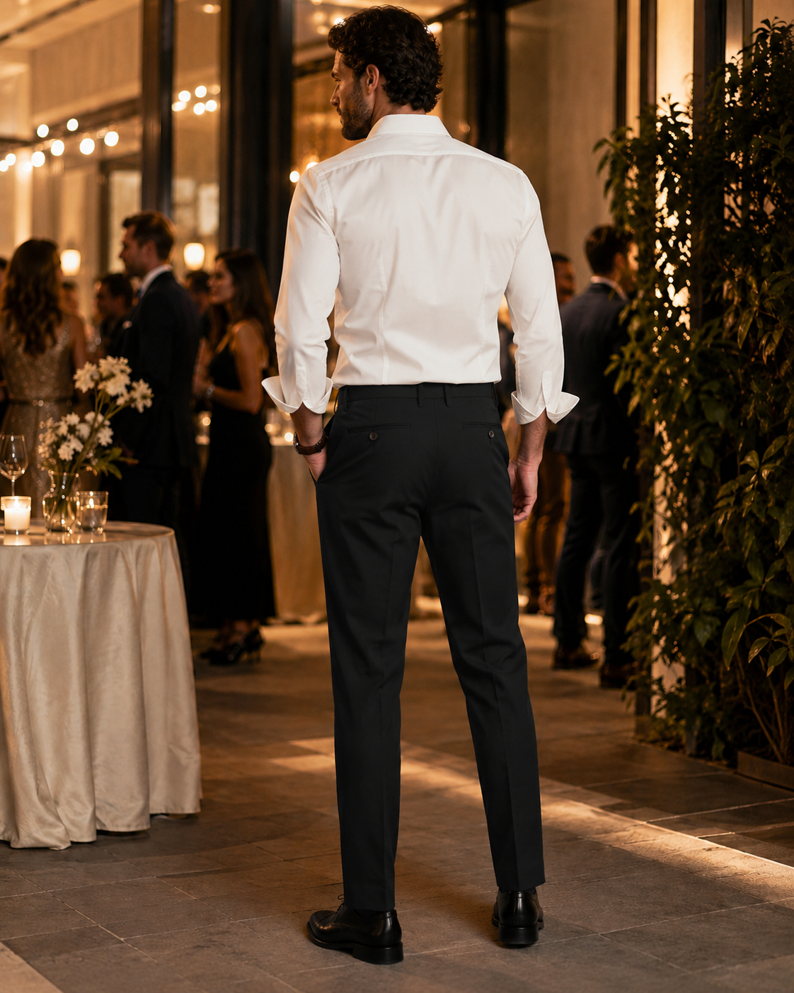 Pantaloni chino cu pense Amazon Essentials bărbați – Classic Fit
