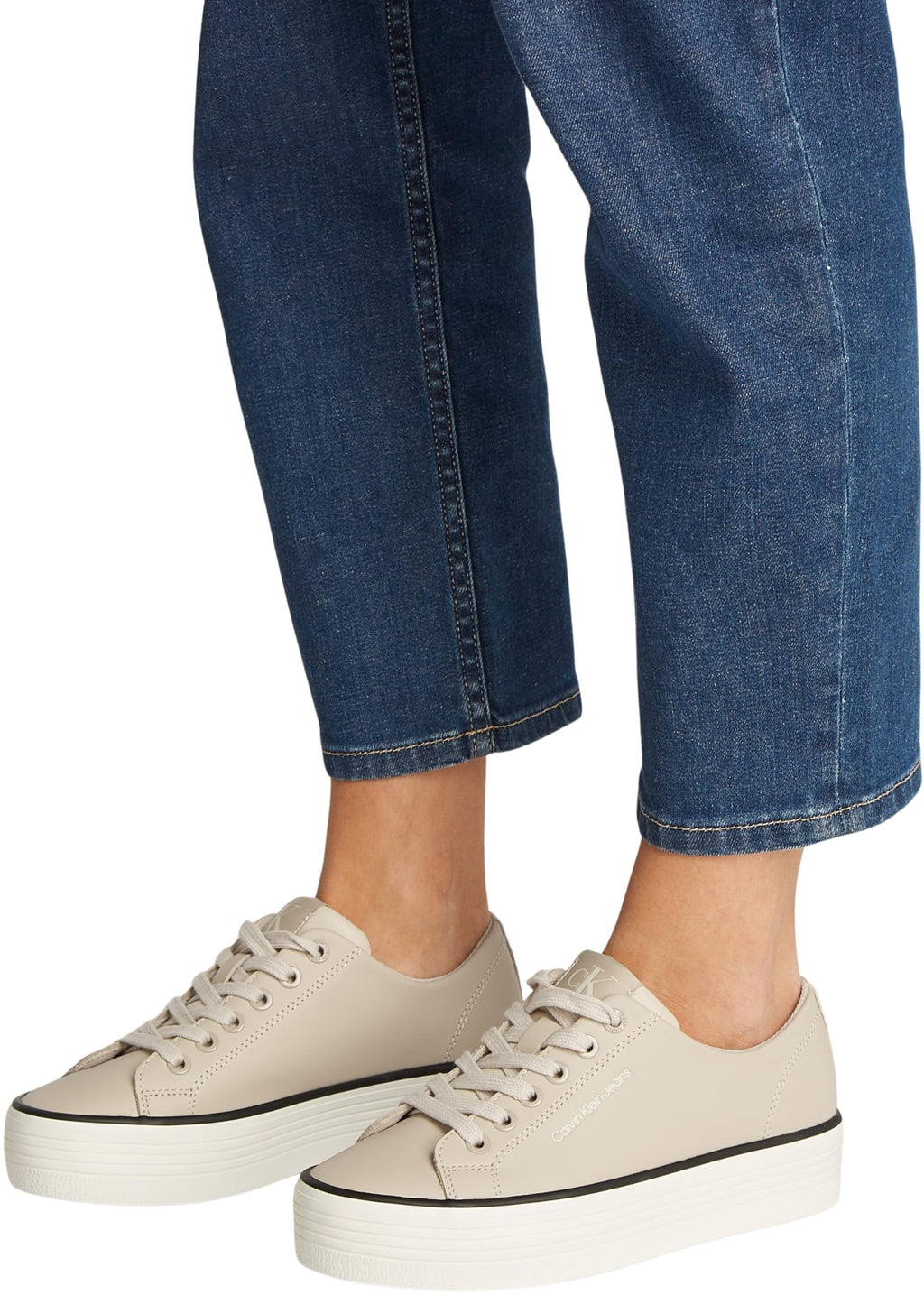 Calvin Klein Jeans Sneakers Bold Vulc Flatf Low LTH IN Damă crem