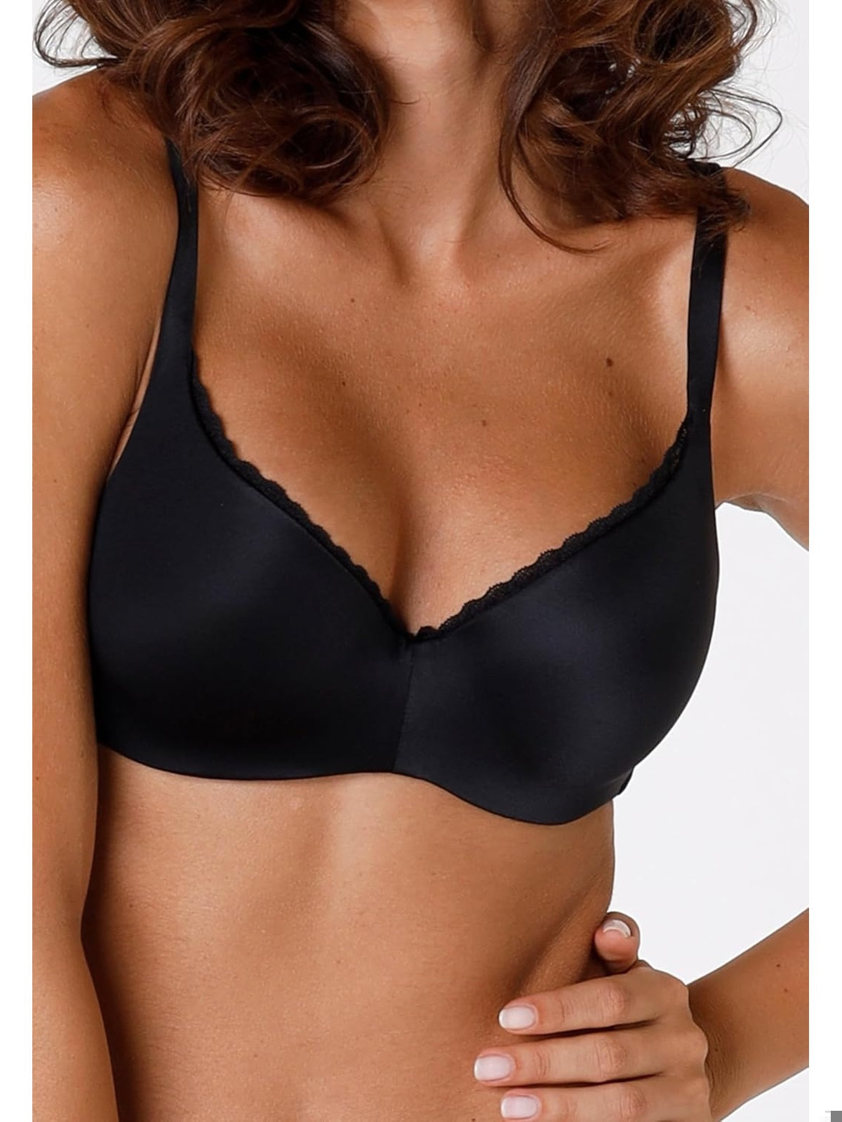 LOVABLE Sutien cu intaritura 24h lift negru femei