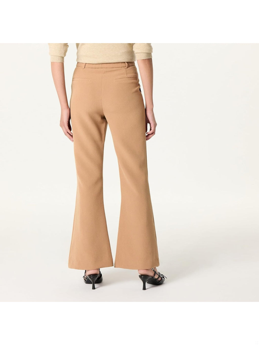 THE DROP Pantaloni largi maro-camel femei