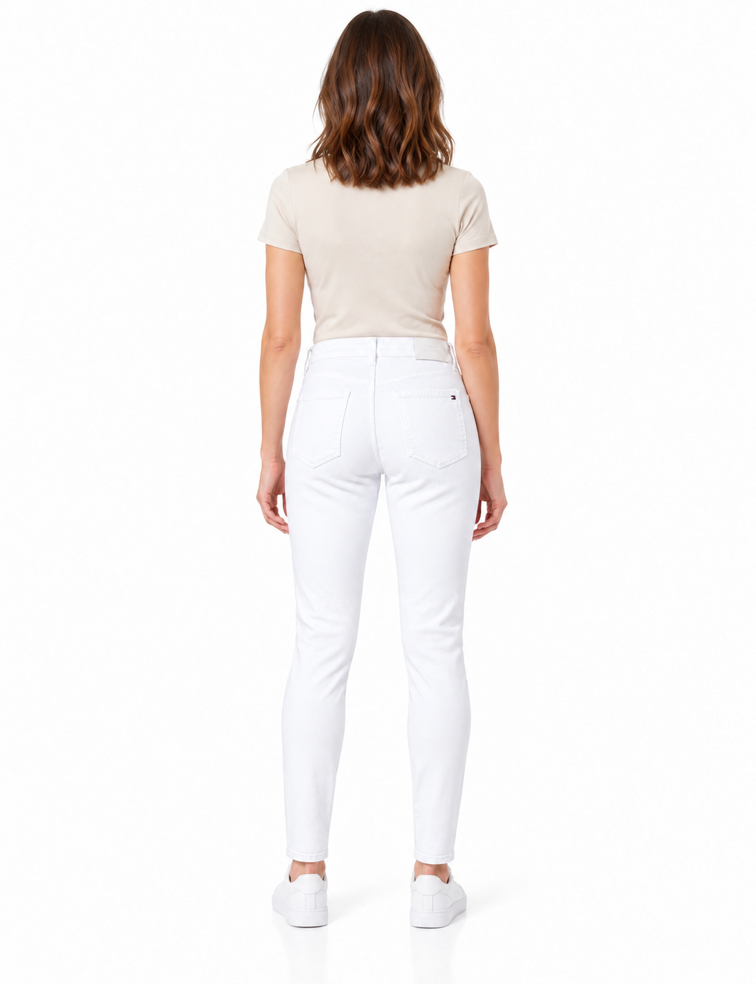 Blugi Tommy Hilfiger Como albi pe model – spate